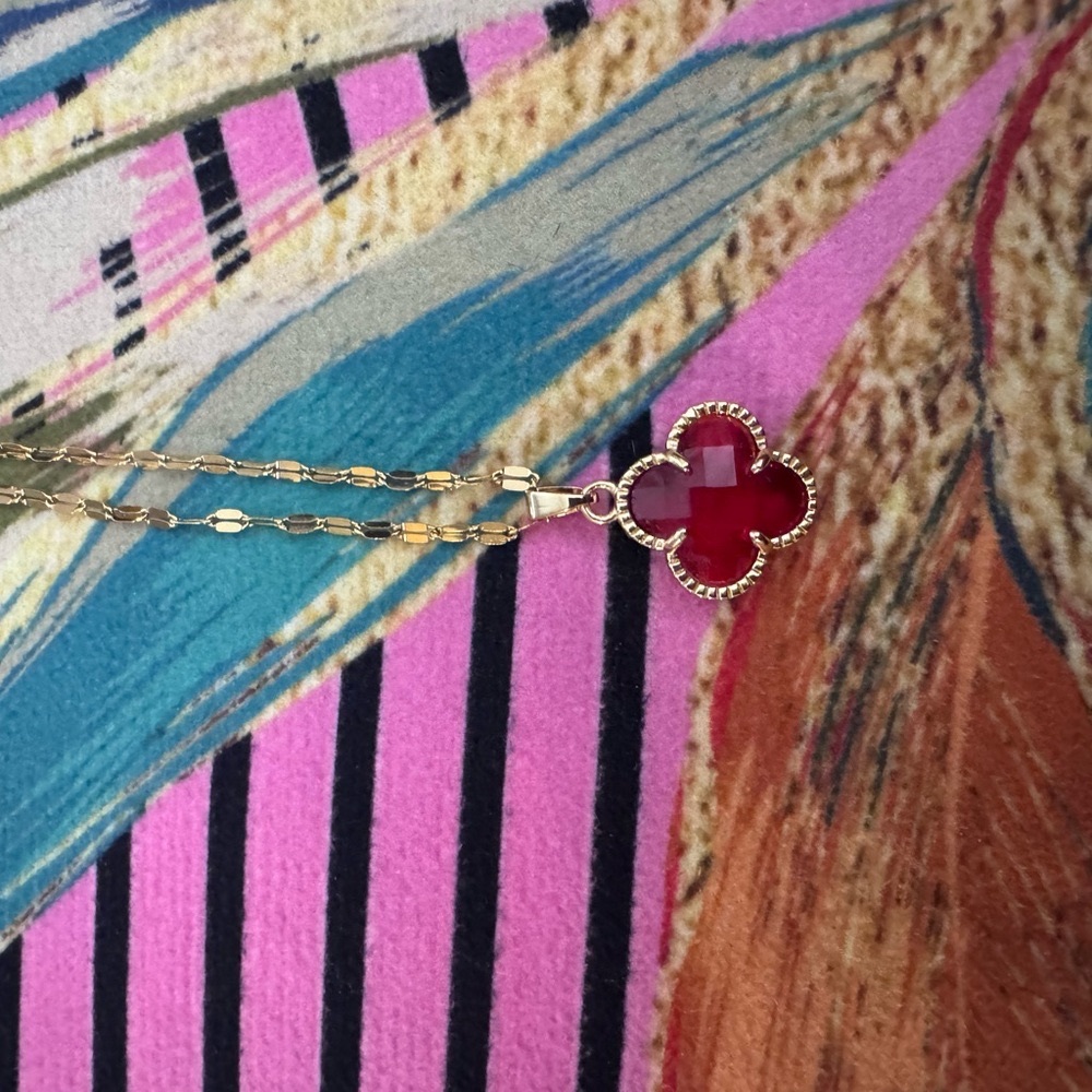 Elegant Red Clover Pendant Necklace